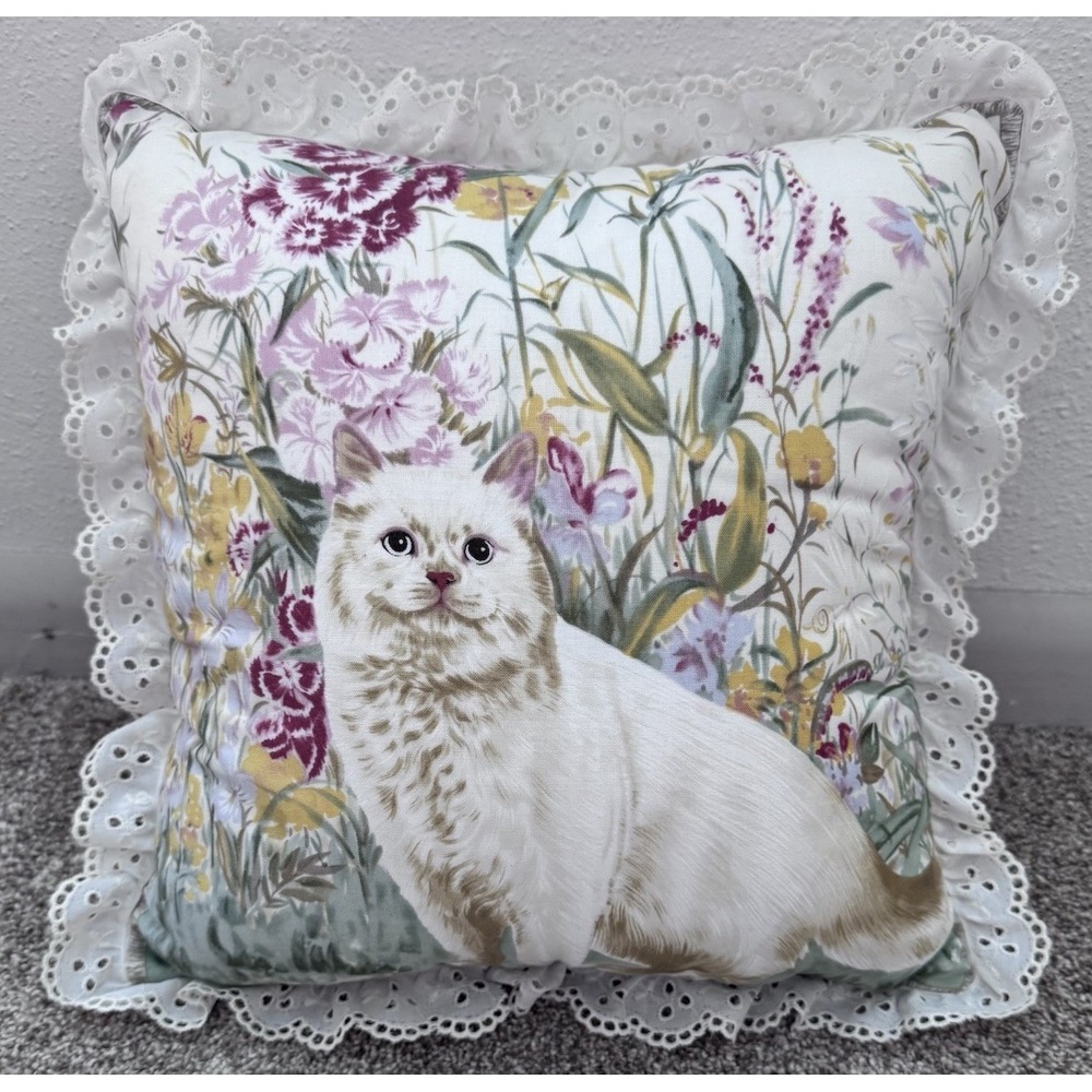 VTG Kitty Cat‎ Floral Pillow Lace Trim Pastels Cottage Country Rustic Farmhouse